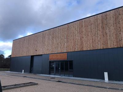 Entrepôt - 1 662 m²