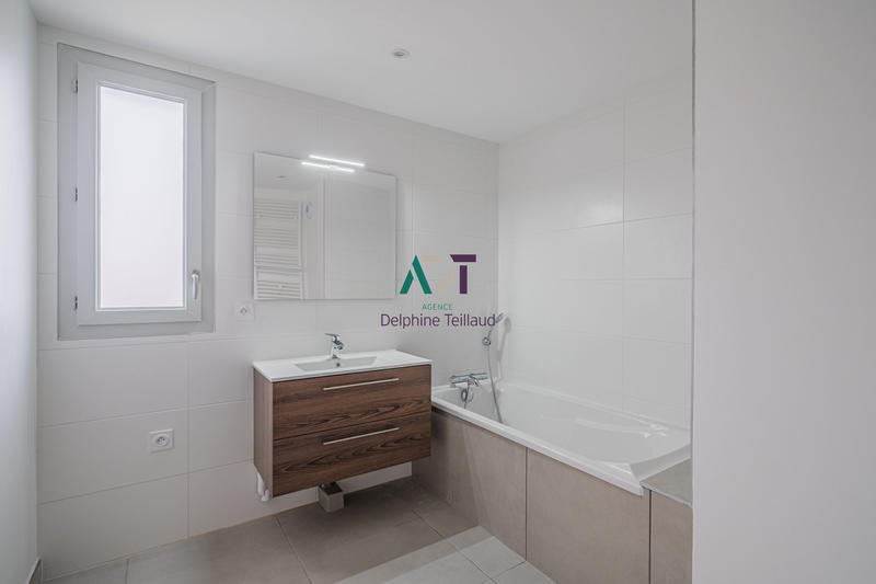 Appartement - 84 m² - 4 pièces