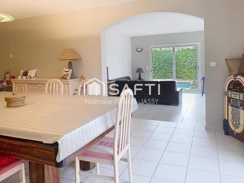 Maison - 141 m² - 5 pièces