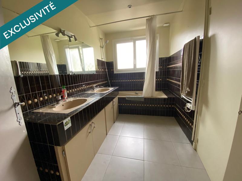 Maison - 180 m² - 6 pièces