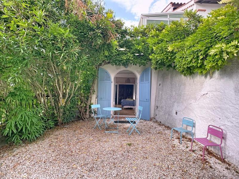 Maison - 201 m² - 5 pièces