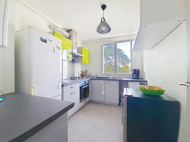 Appartement - 64 m² - 3 pièces