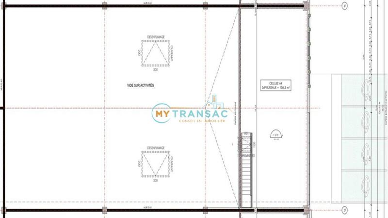 Local d'activité / Entrepôt - 619 m²