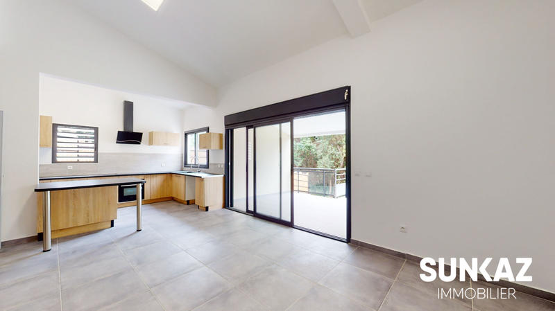 Maison - 100 m² - 4 pièces