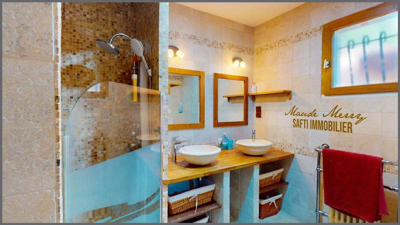 Villa - 170 m² - 6 pièces