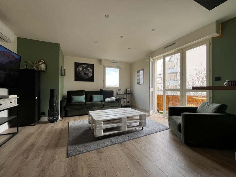 Appartement - 70 m² - 3 pièces