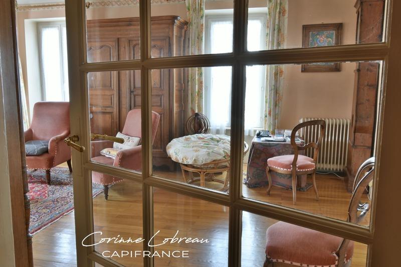 Maison de ville - 280 m² - 11 pièces