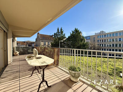 Appartement - 122 m² - 5 pièces