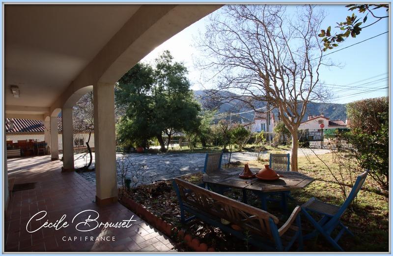 Maison - 210 m² - 7 pièces