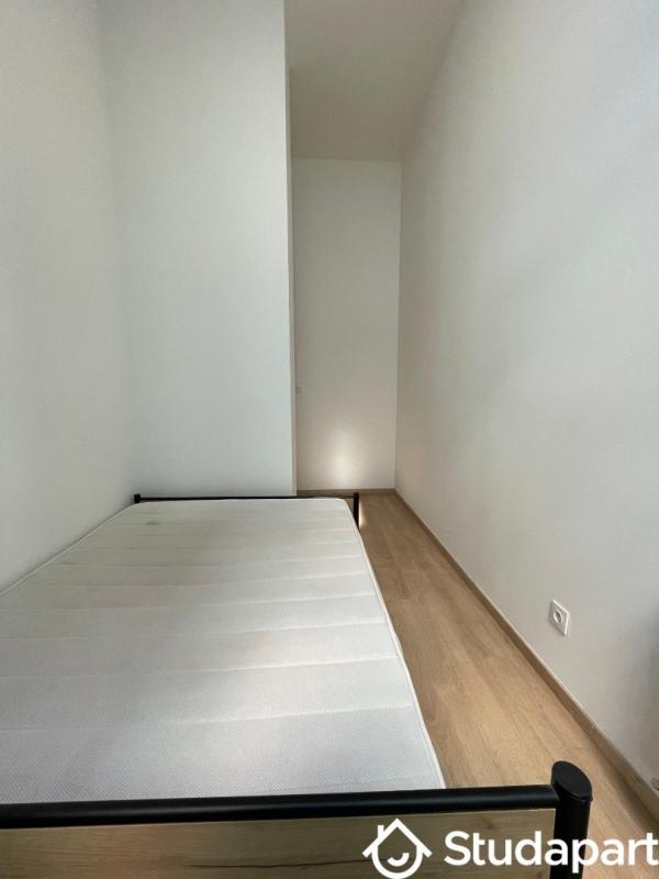 Chambre - 12 m² - 1 pièce