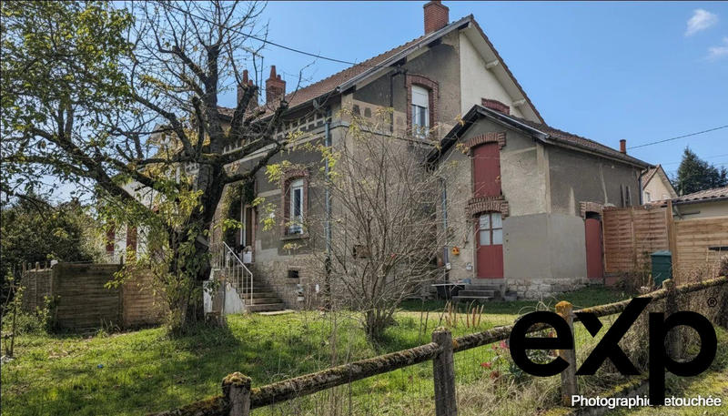 Maison traditionnelle - 85 m² - 3 pièces