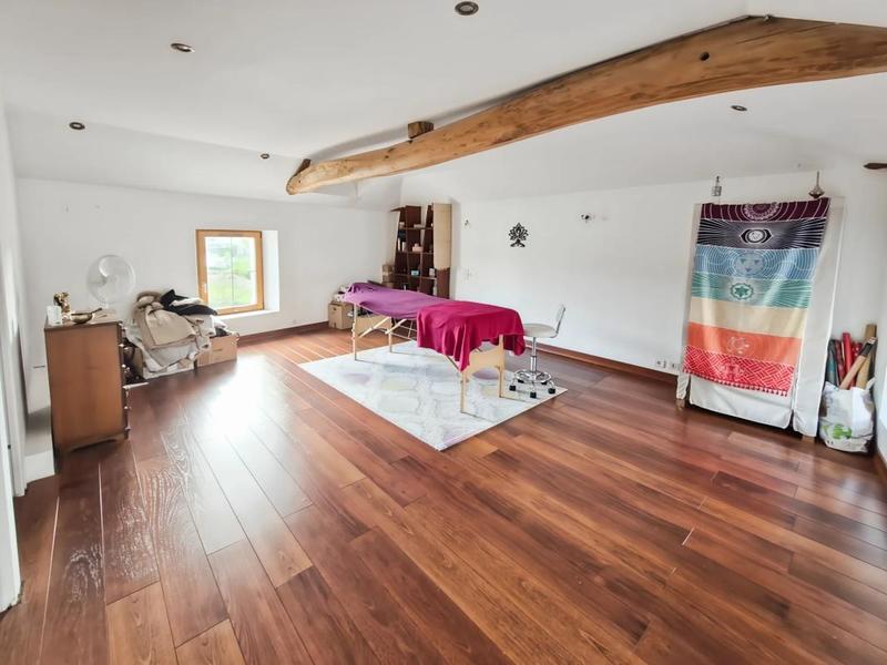 Maison - 185 m² - 6 pièces