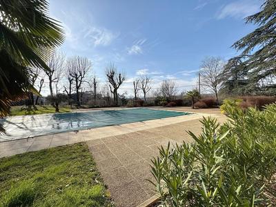 Appartement - 93 m² - 3 pièces