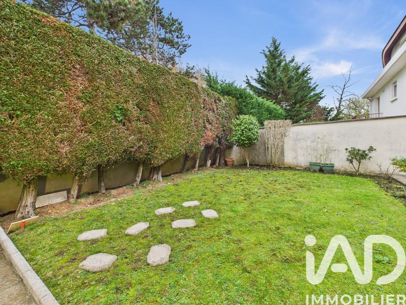 Maison - 167 m² - 6 pièces