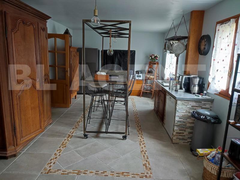 Maison traditionnelle - 160 m² - 7 pièces