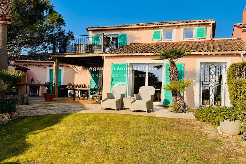 Maison - 102 m² - 4 pièces