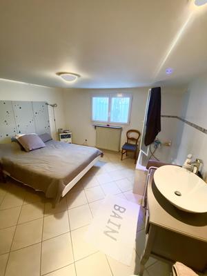 Villa - 190 m² - 8 pièces