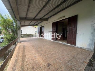 Maison - 131 m² - 5 pièces