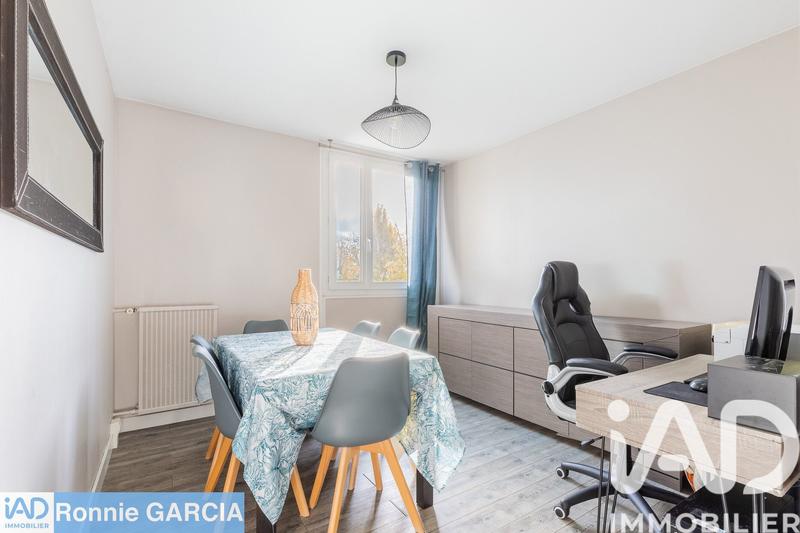 Appartement - 90 m² - 5 pièces