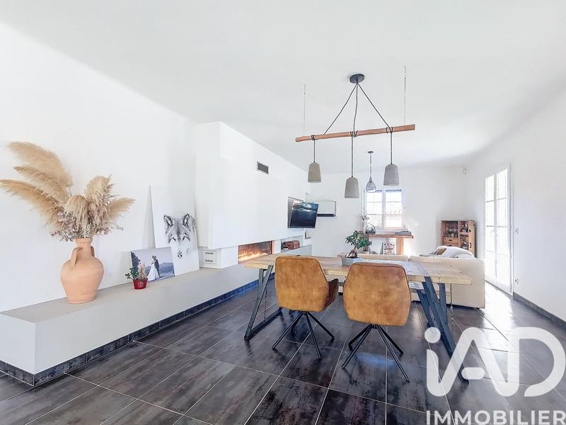 Maison - 185 m² - 5 pièces