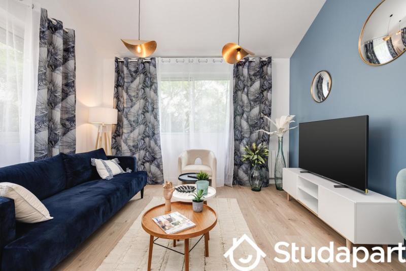 Chambre - 11 m² - 1 pièce