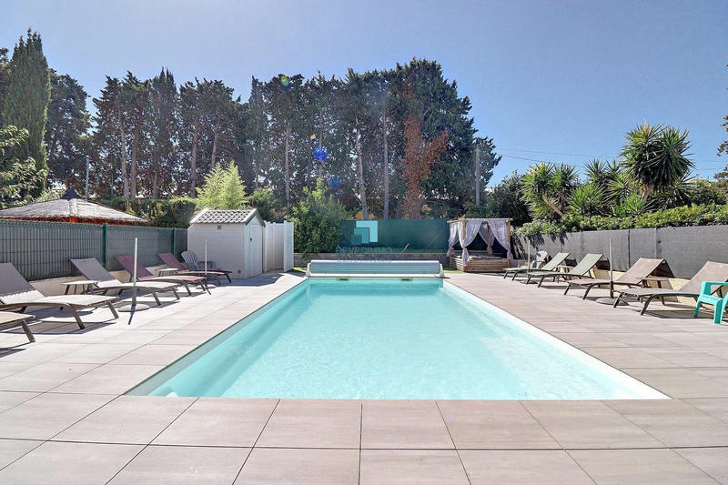 Maison - 97 m² - 5 pièces