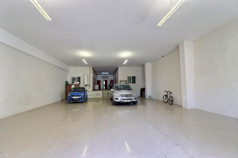 Maison - 90 m² - 3 pièces