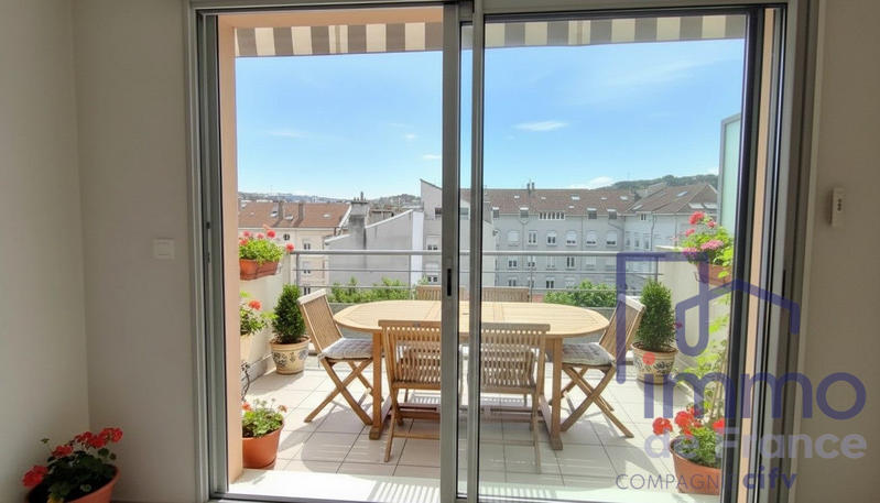 Appartement - 105 m² - 5 pièces