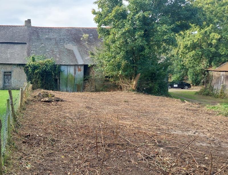 Maison ancienne - 200 m² - 3 pièces