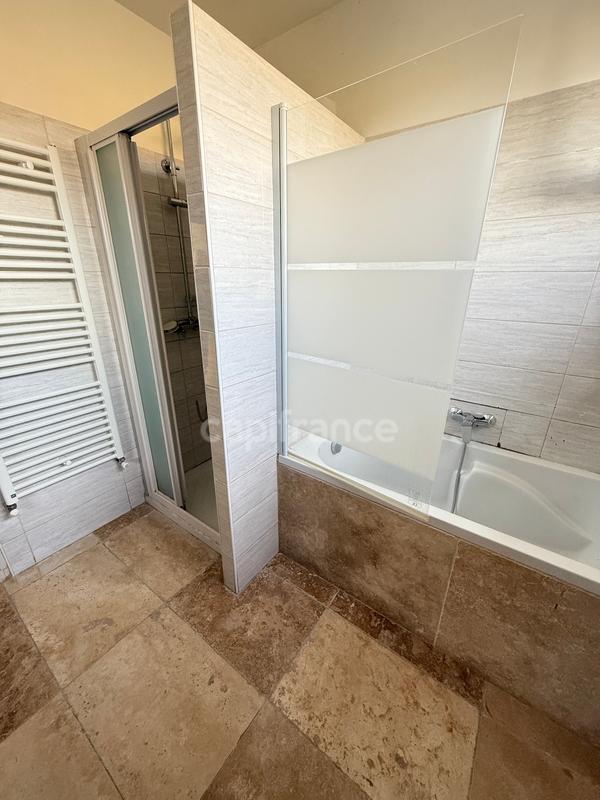 Maison - 143 m² - 4 pièces