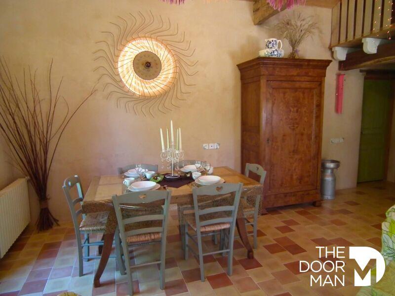 Propriété - 260 m² - 8 pièces