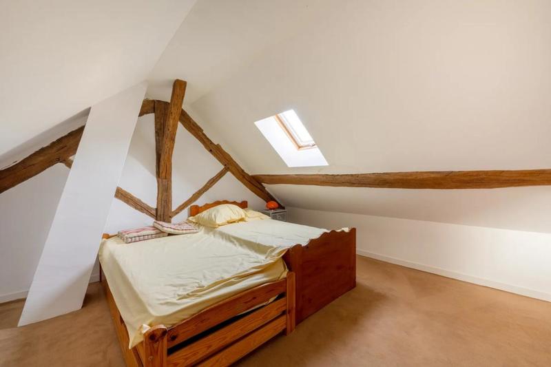 Maison - 201 m² - 6 pièces