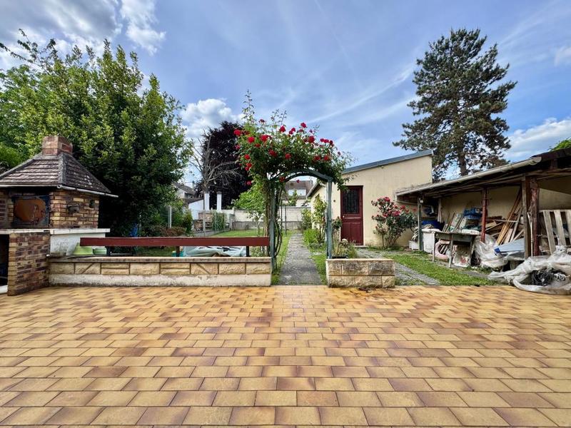 Maison - 158 m² - 7 pièces