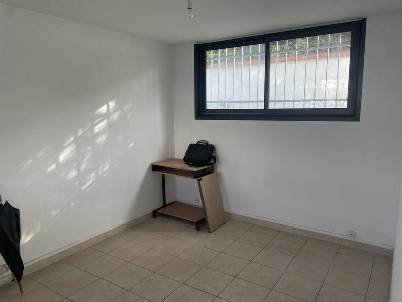Bureau - 85 m² - 5 pièces