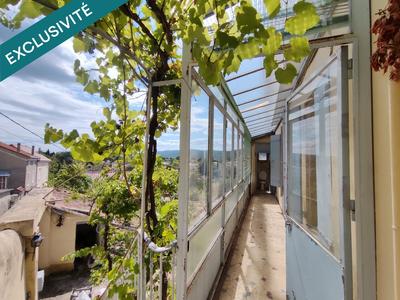 Maison - 96 m² - 3 pièces