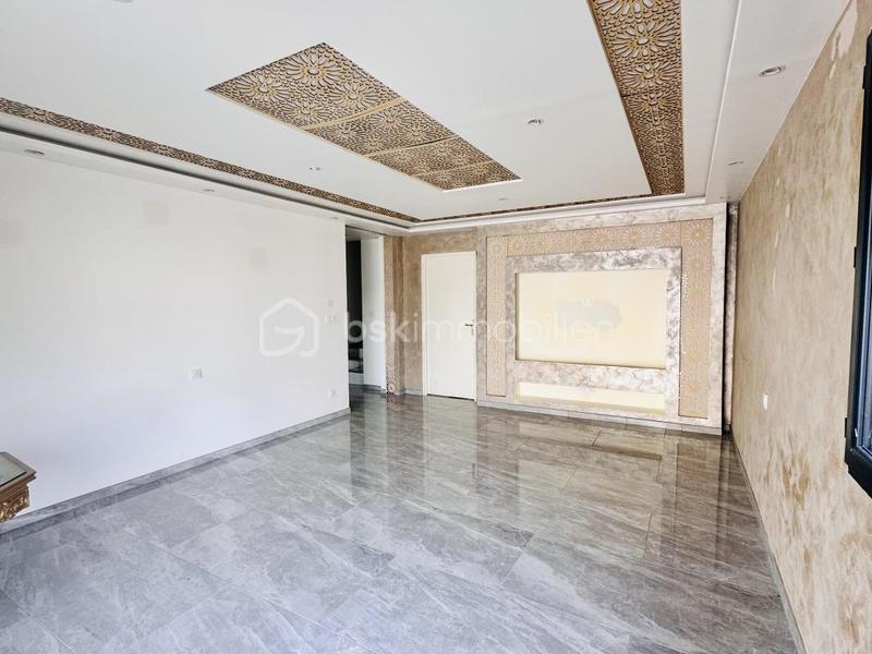 Villa - 142 m² - 7 pièces