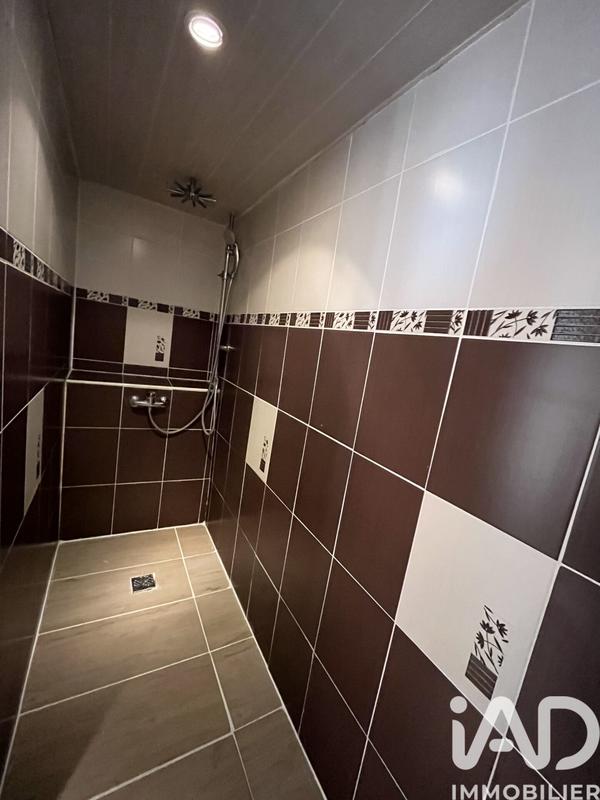 Maison - 198 m² - 5 pièces