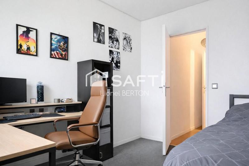 Appartement - 93 m² - 4 pièces