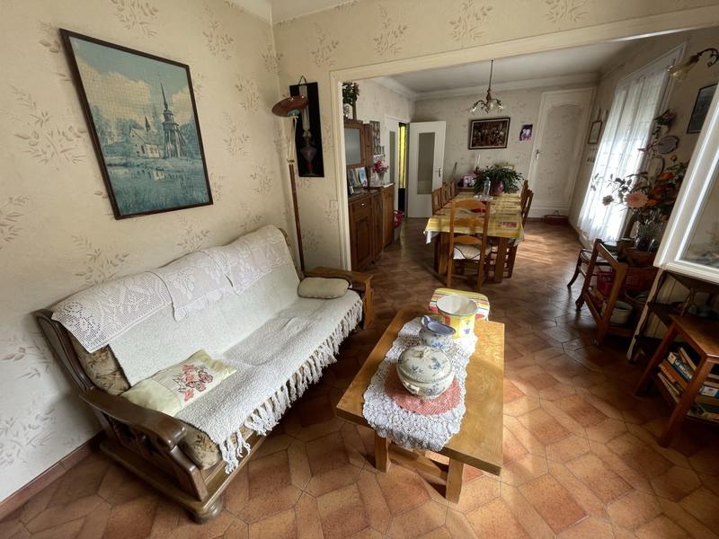 Maison - 90 m² - 4 pièces