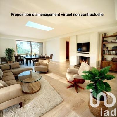 Maison de maîtres - 235 m² - 8 pièces