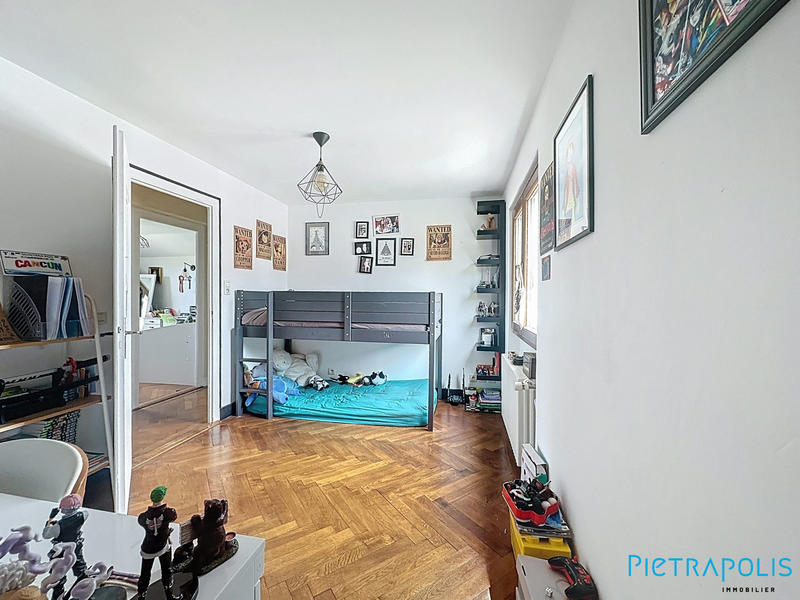 Maison traditionnelle - 125 m² - 4 pièces