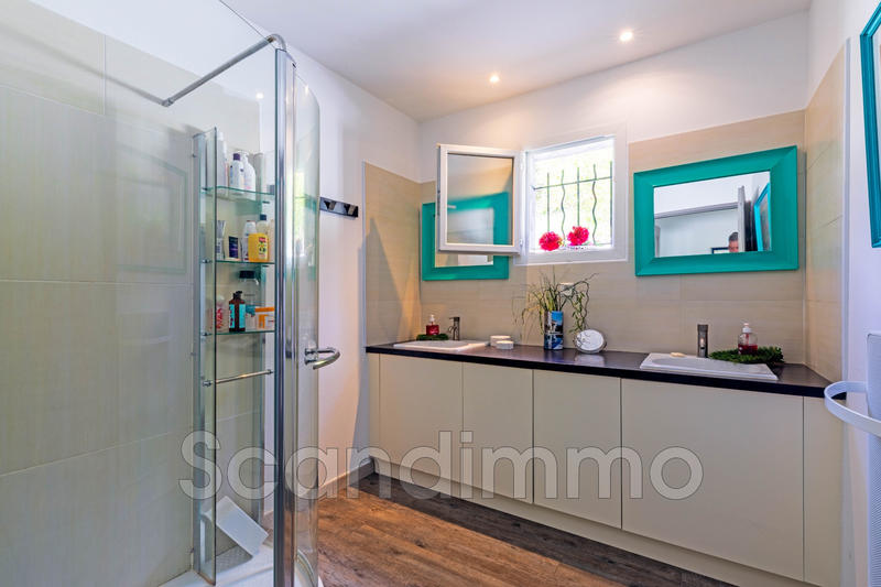 Maison - 168 m² - 4 pièces