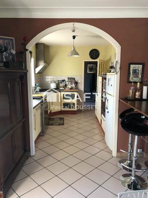 Maison - 200 m² - 5 pièces