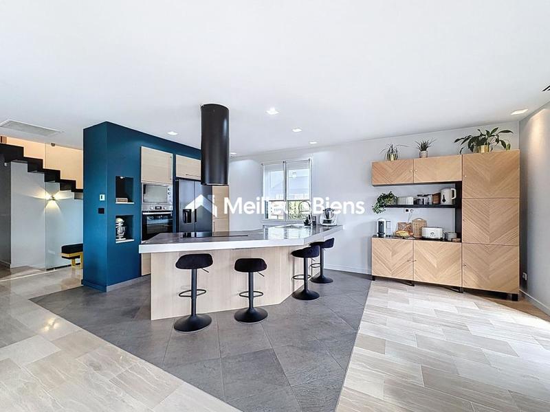 Maison d'architecte - 272 m² - 8 pièces