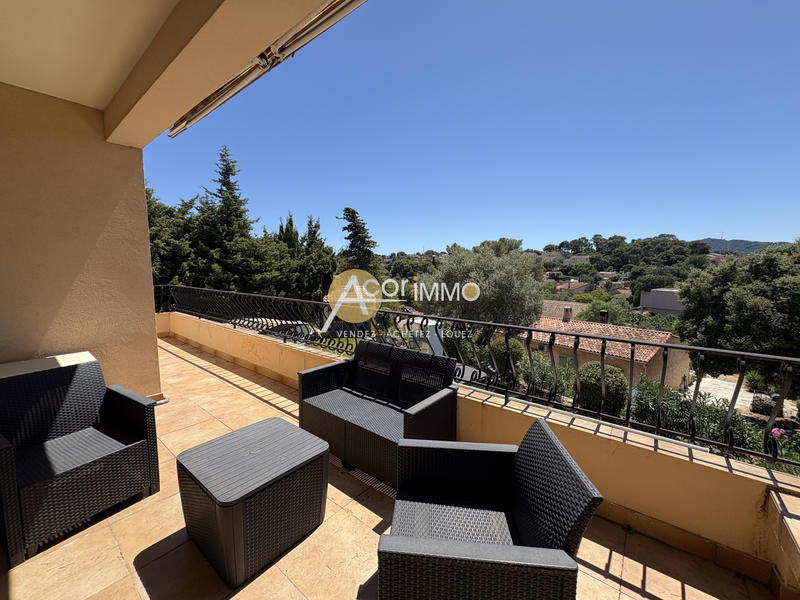 Maison - 211 m² - 9 pièces