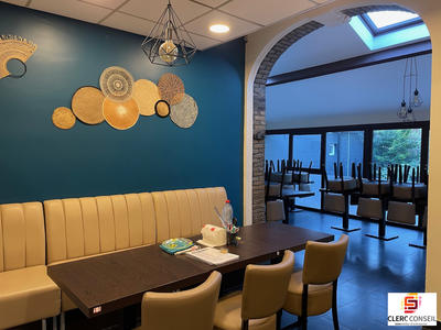 Local commercial - 326 m²