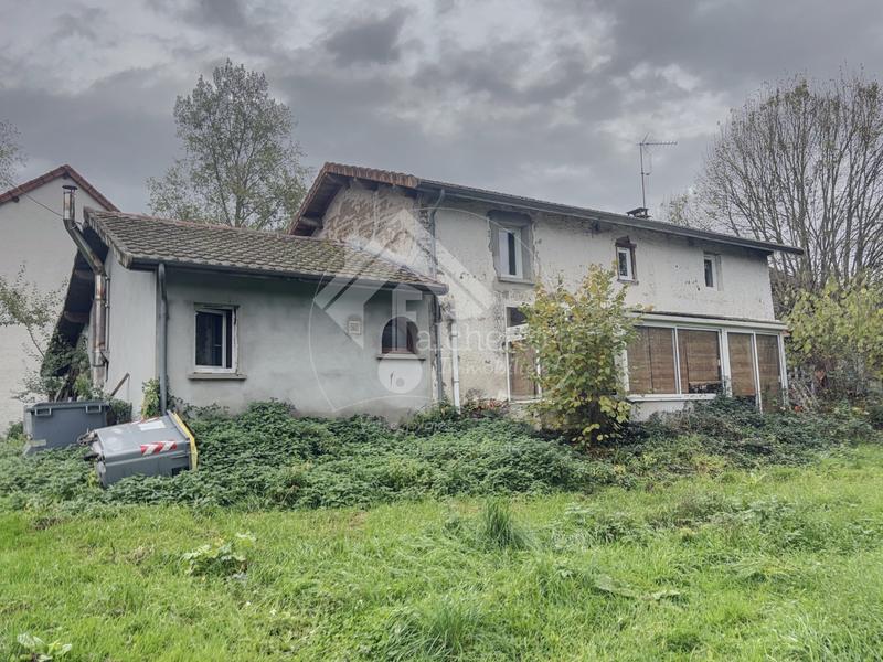 Maison - 210 m² - 5 pièces