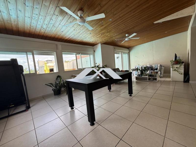 Maison ancienne - 300 m² - 10 pièces