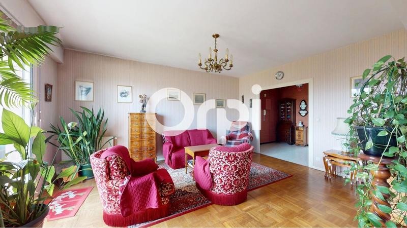 Appartement - 84 m² - 4 pièces