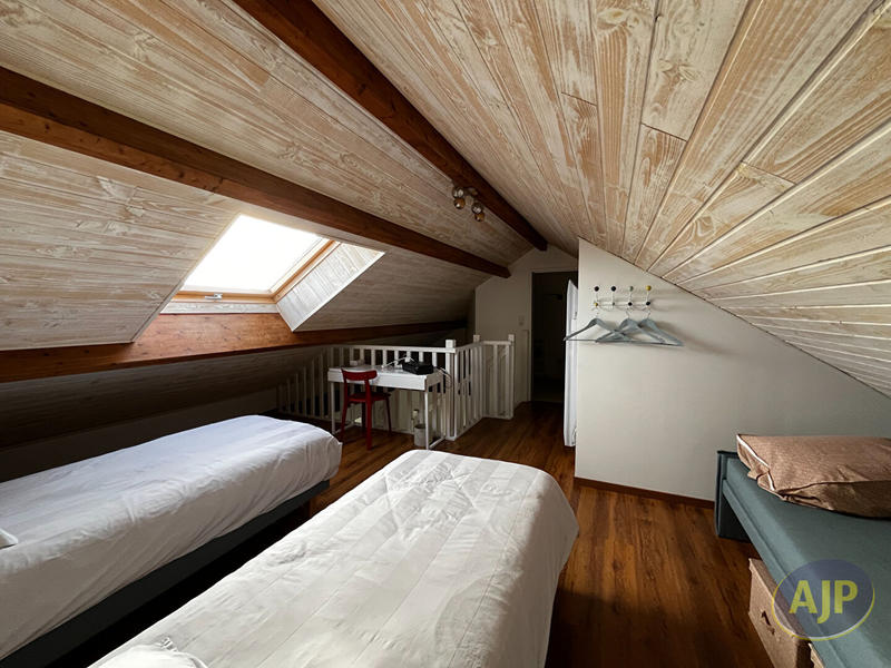 Appartement - 84 m² - 4 pièces